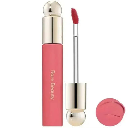 Rare Beauty Soft Pinch Płynny Róż – Długotrwały i Jedwabisty