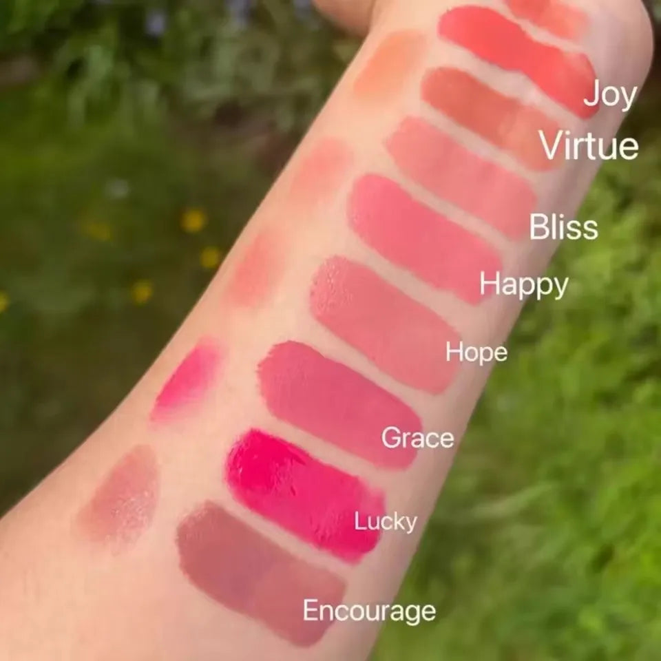 Rare Beauty Soft Pinch Płynny Róż – Długotrwały i Jedwabisty