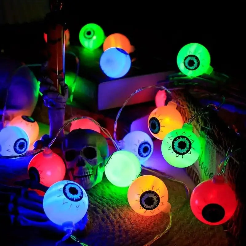 Lampki LED Halloween z Gałkami Ocznymi – Świecący Girland na Baterie 1,5m / 3m