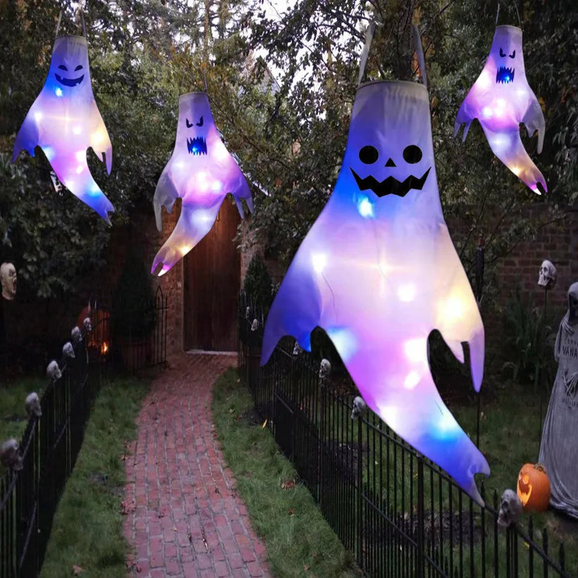 Wiszący Duch Halloween LED – Świecąca Ozdoba na Zewnątrz i Do Domu, 4 Warianty